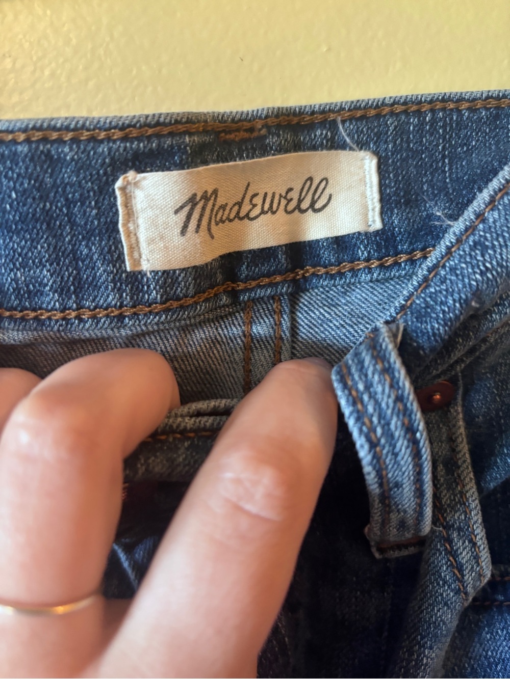 Madewell Medium Blue Denim Jeans with Contrast Stitching